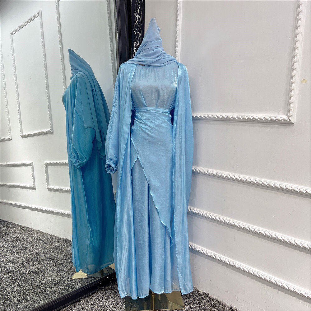 Abaya Orientale Avec Voile Intégré Bleu Ciel
